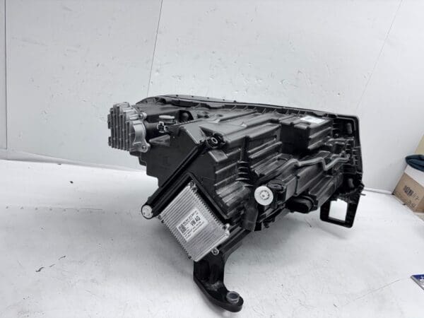 2024-25 VW Atlas Cross Sport LED Left Side OEM Headlight 3cn941081m - Image 21