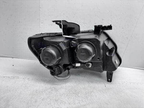 2015-2022 Chevy Colorado Halogen Left Side OEM Headlight 84630991 - Image 23