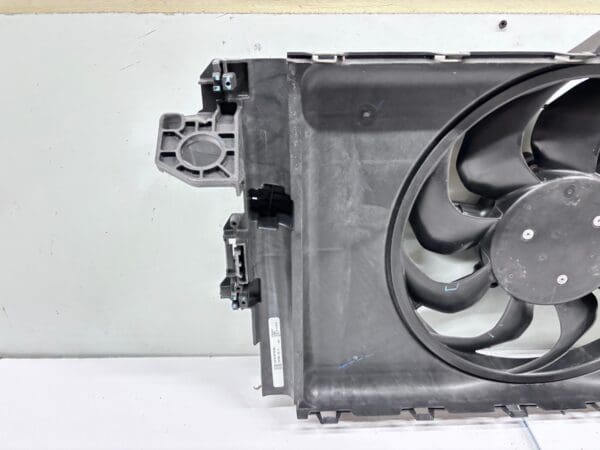2017-2023 TESLA MODEL 3 FRONT OEM RADIATOR COOLING FAN 1077084-00-E GENUINE - Image 22