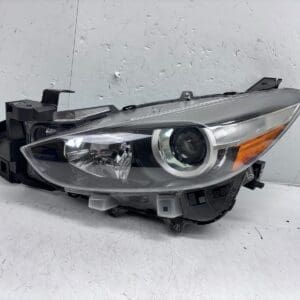 OEM 2017-2018 mazda 3 halogen front left headlight b63b-151040