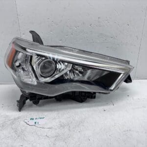 2014-2020 TOYOTA 4RUNNER HALOGEN FRONT RIGHT OEM HEADLIGHT 81130-35541
