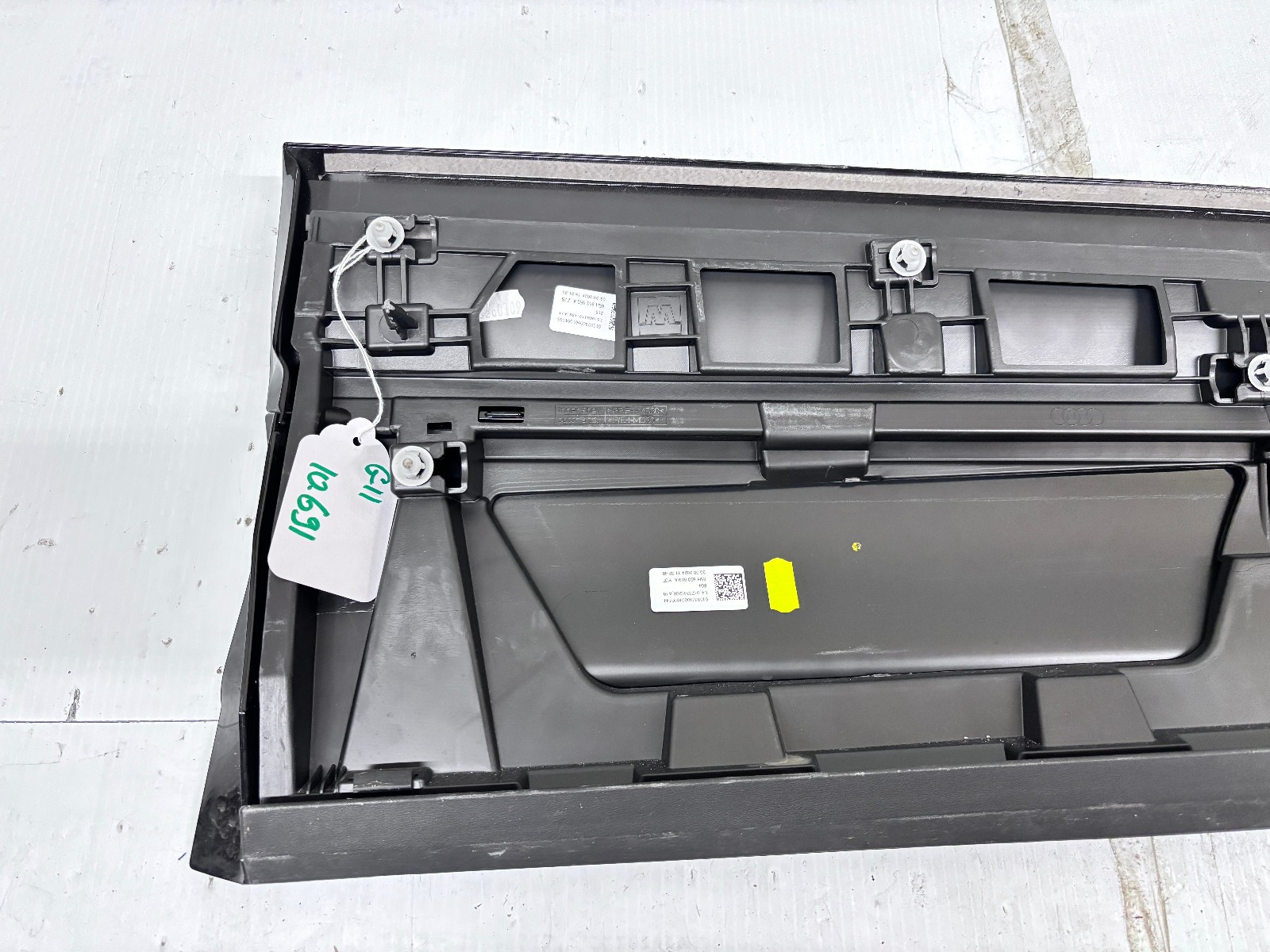 2024 2025 AUDI Q6 SQ6 E-TRON FRONT LEFT OEM DOOR TRIM MOLDING BLACK 85H853959A - Image 18