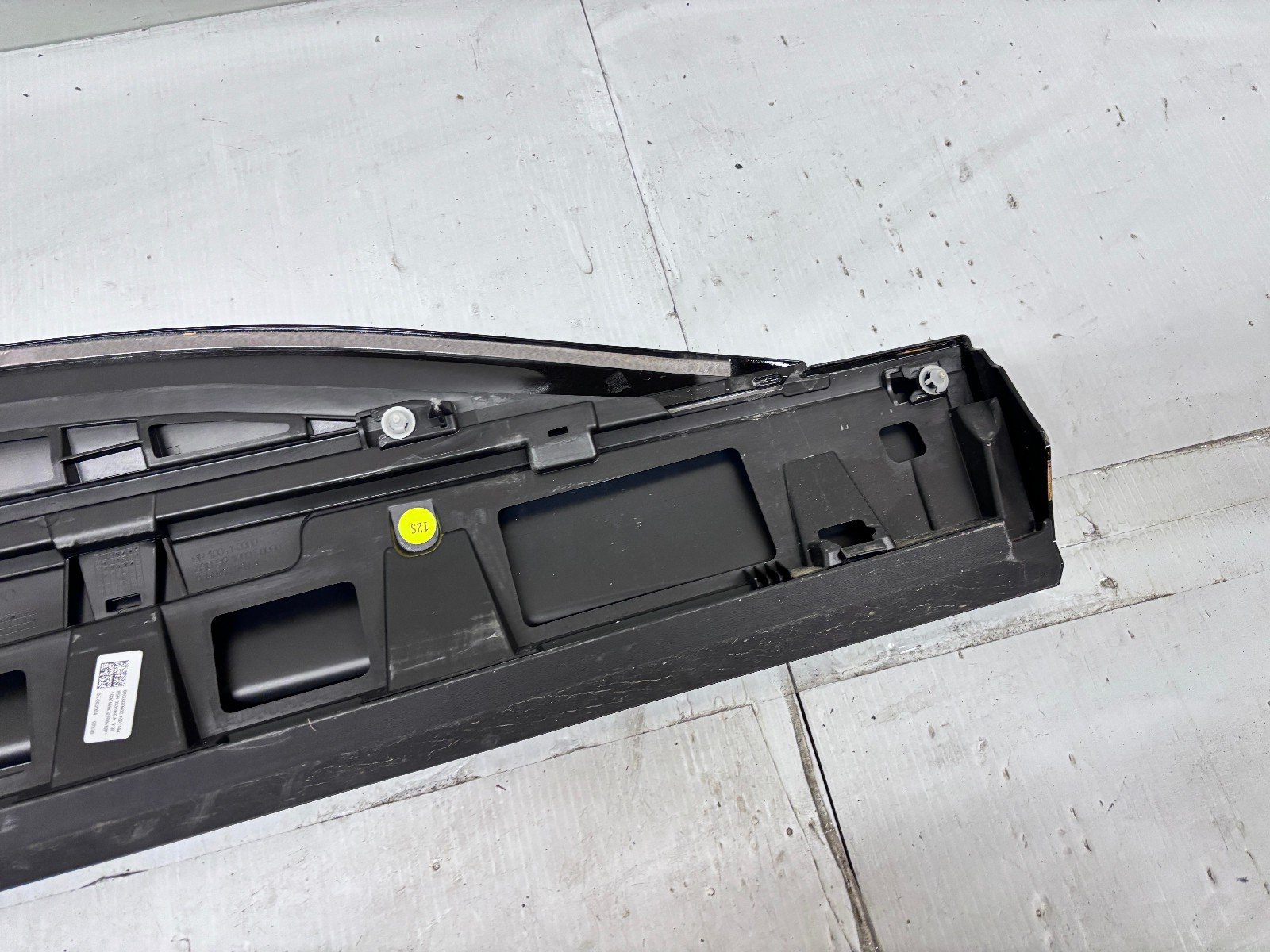 2024 2025 AUDI Q6 SQ6 E-TRON FRONT LEFT OEM DOOR TRIM MOLDING BLACK 85H853959A - Image 20