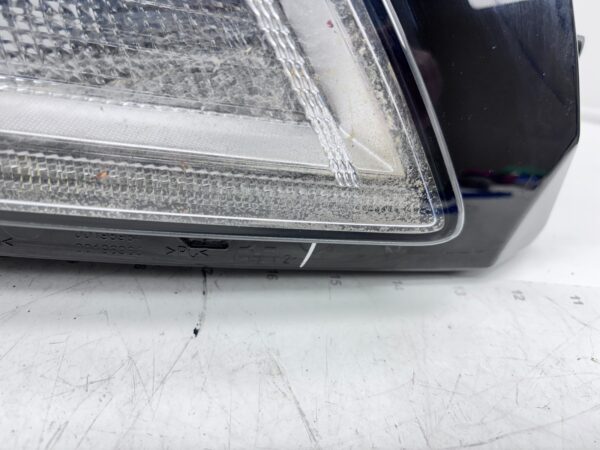 2017-2020 Lincoln Continental xenon hid front right OEM headlight gd9b13005ak - Image 8